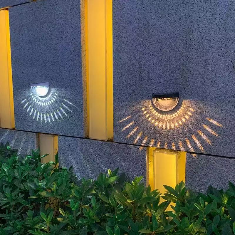 Solar-powered outdoor courtyard light, waterproof small wall light, staircase light, step light, garden villa solar wall light